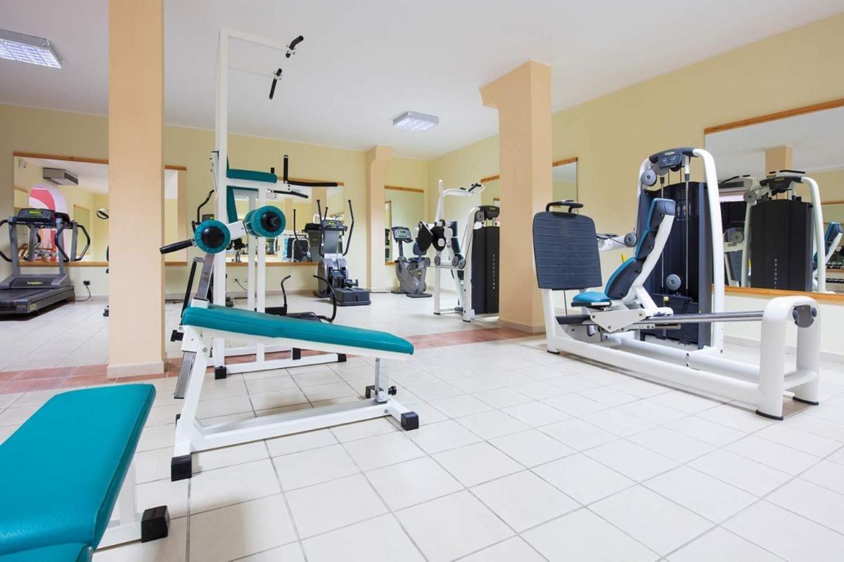 Nicolaus Club Torre Moresca Орозеи Экстерьер фото